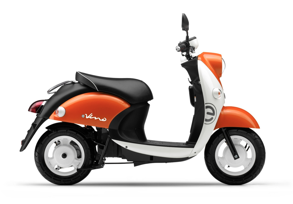 Yamaha e-Vino có khả năng di chuyển quãng đường 58 km với gói pin dự phòng