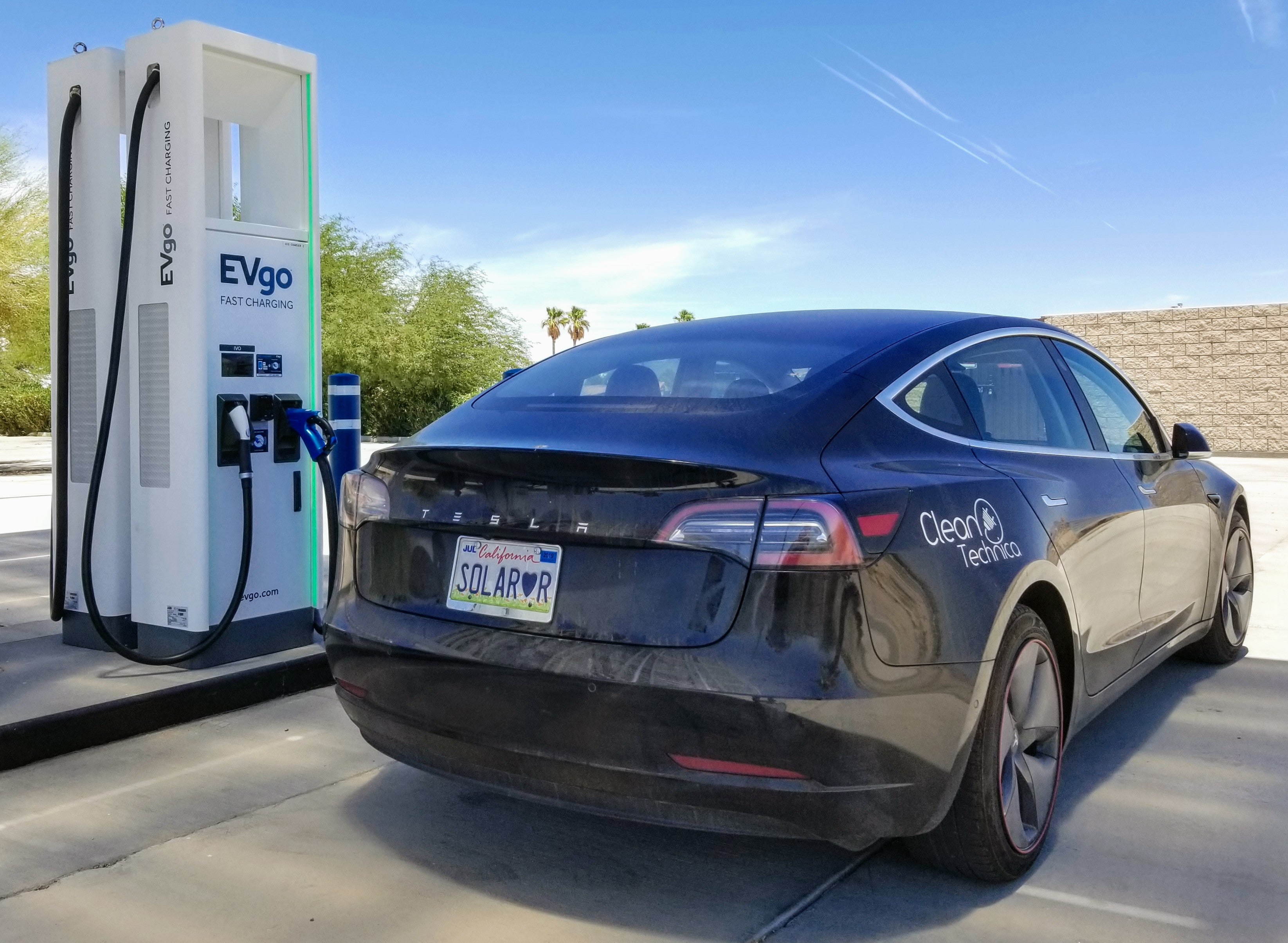Tesla Model 3 được đánh giá cao hơn cả