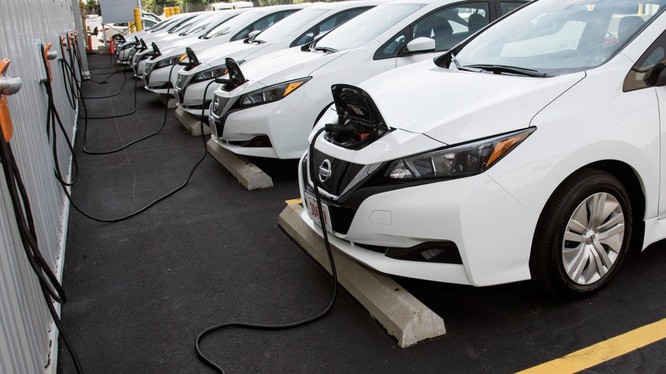 Anh sẽ cấm xe chạy bằng xăng, dầu Diesel vào năm 2035