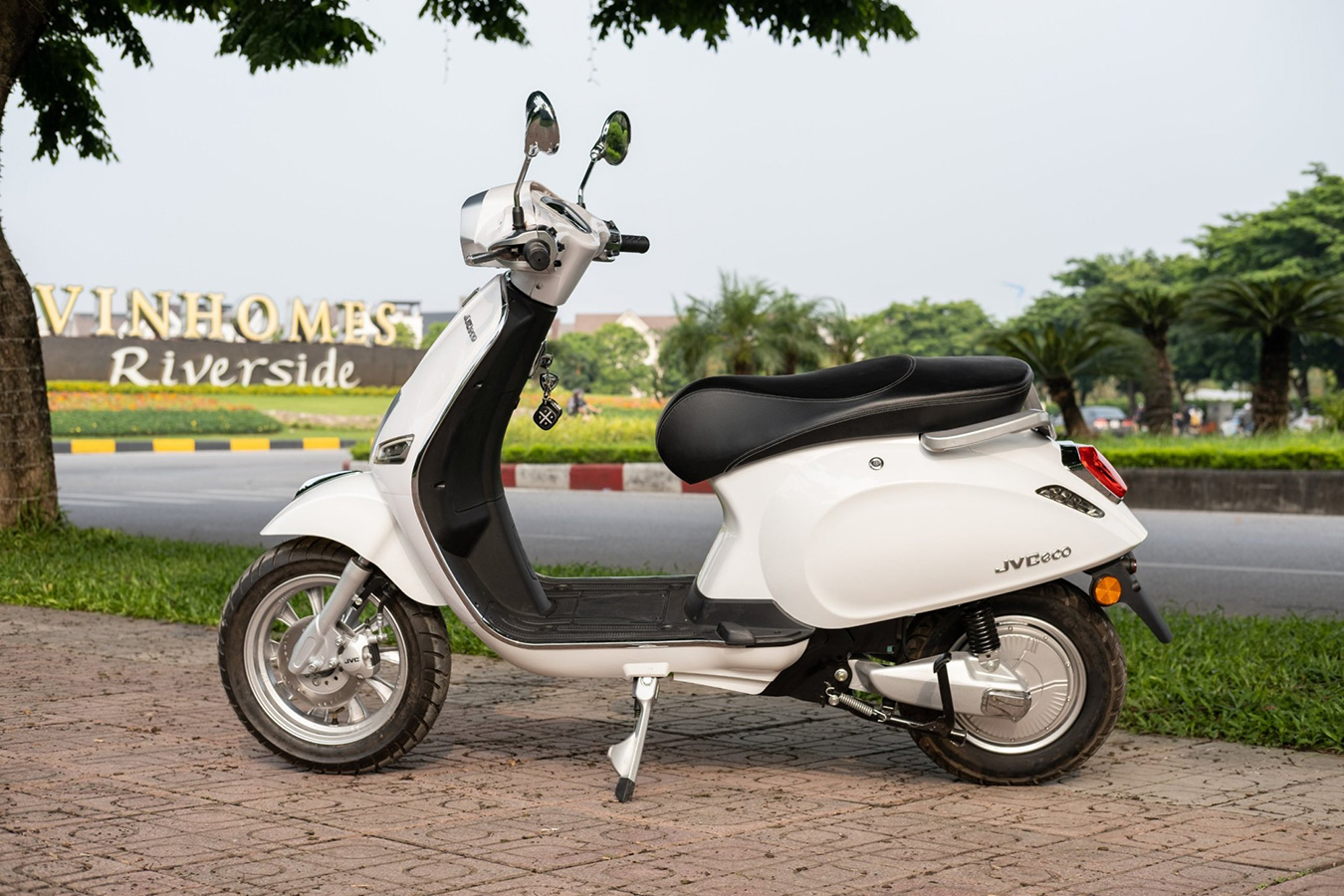 JVC Vespa Platinum sở hữu những tiện ích trên cả tuyệt vời