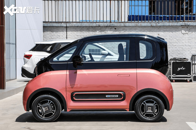 Giá khởi điểm của xe điện Baojun E300 chỉ từ 68.400 nhân dân tệ