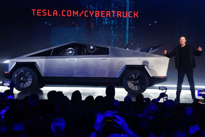 Màn ra mắt xe ô tô điện Cyber Truck "dậy sóng"