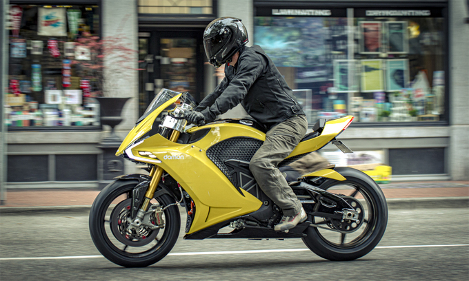 Damon Hypersport HS có công suất 200 mã lực