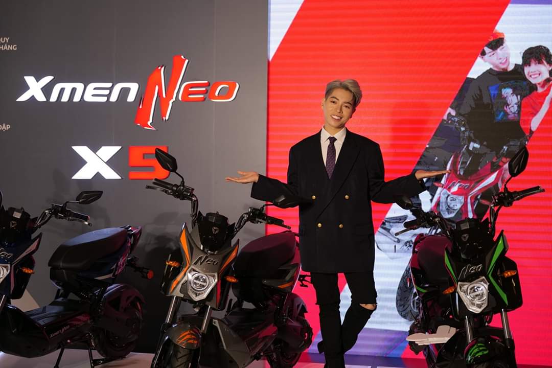 Ca sĩ Đức Phúc - đại sứ thương hiệu của Yadea Xmen Neo