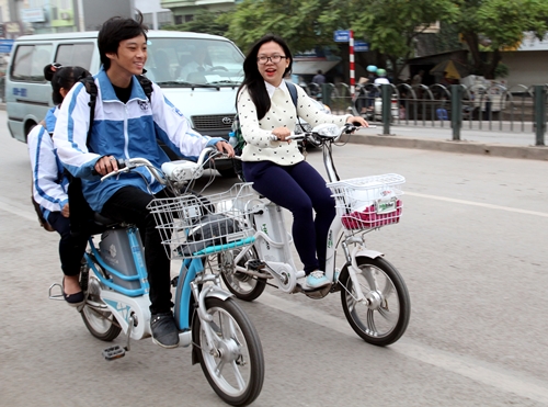 Đi xe điện với tải trọng hợp lý