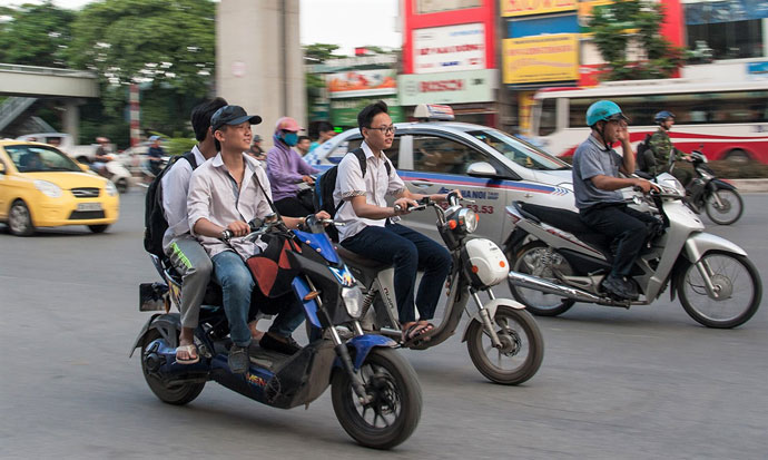 Tốc độ vận hành của xe đạp điện, xe máy điện bị can thiệp từ nhu cầu người dùng