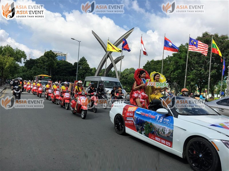 Tổ chức Roadshow xe máy Vespa mở bán khu nhà ở VivaPark