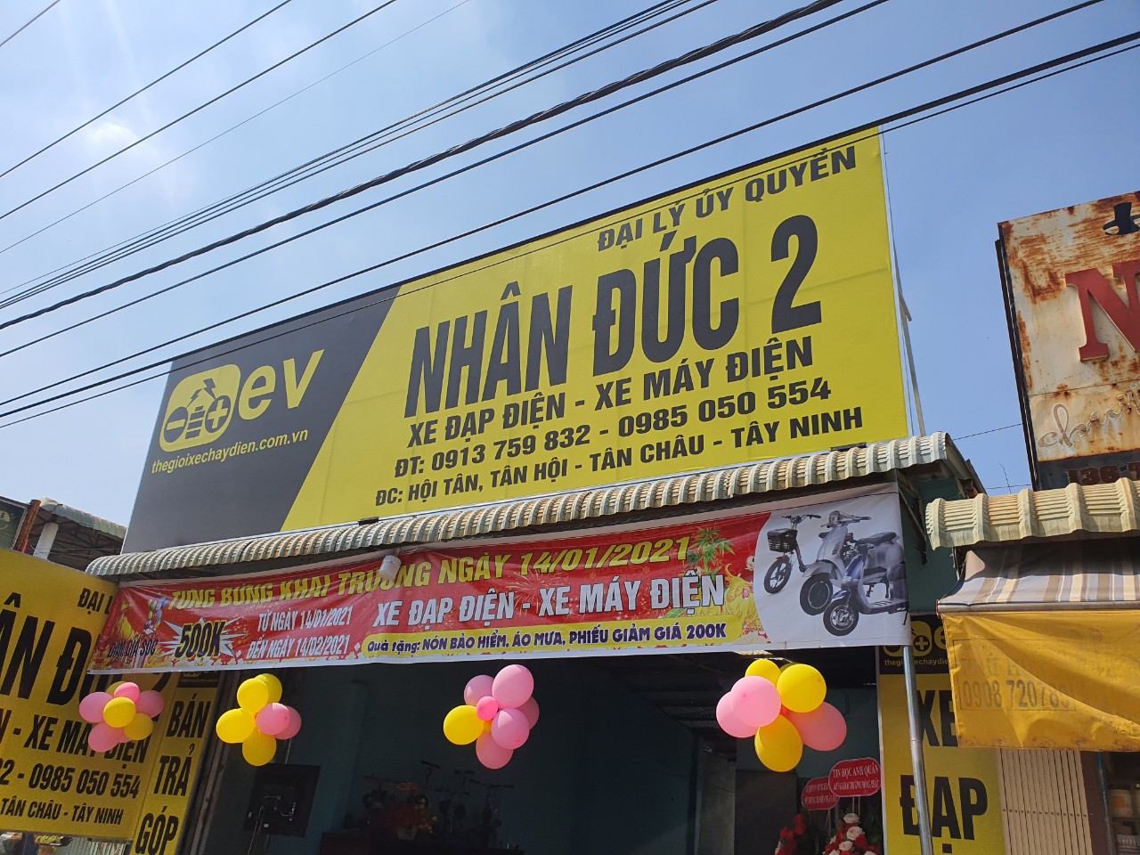 Mua xe điện tại Nhân Đức 2 bạn sẽ nhận được nhiều phần quà hấp dẫn lên tới 500.000VNĐ