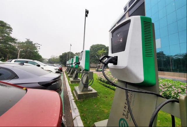 Một trạm xe điện Vinfast tại Hà Nội Một trạm xe điện Vinfast tại Hà Nội