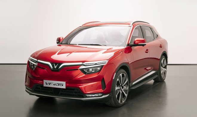 Ô tô điện Vinfast VF e35 đang làm mưa gió trên toàn cầu và được các chuyên gia đánh giá cao
