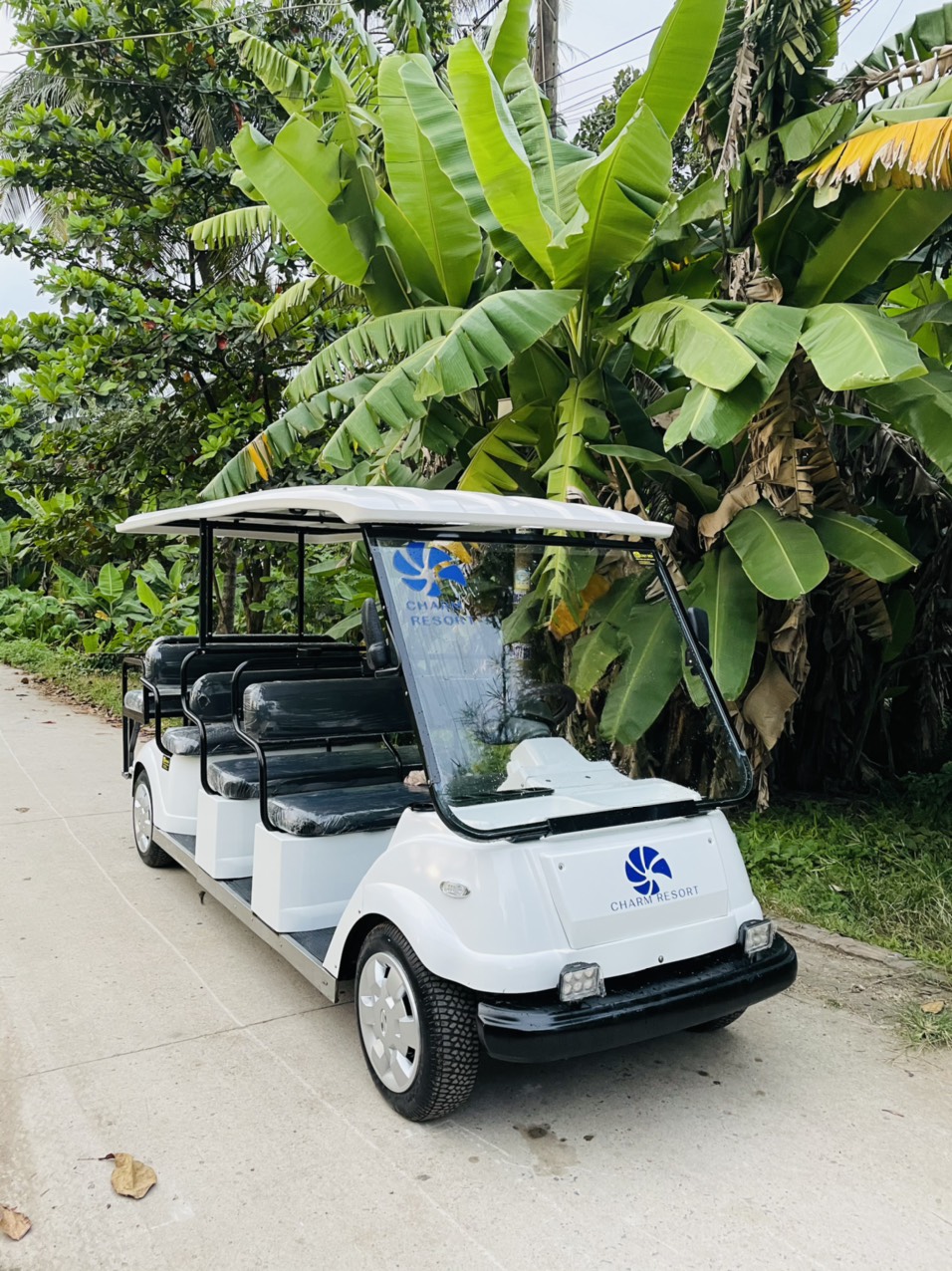 Charm Resort Long Hải sử dụng xe chạy điện đưa đón du khách trong khu với mong đợi mang lại trải nghiệm thư thái cho mỗi cá nhân ghé thăm Charm Resort Long Hải sử dụng xe chạy điện đưa đón du khách trong khu với mong đợi mang lại trải nghiệm thư thái cho mỗi cá nhân ghé thăm