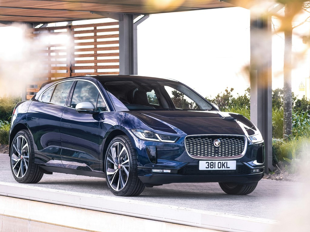 Mẫu SUV 5 chỗ Jaguar I-Pace có nhiều đường nét thiết kế riêng biệt, trang bị những công nghệ thông minh hỗ trợ người lái trong quá trình điều khiển