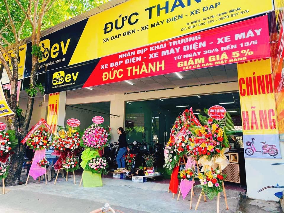 Giảm giá 5% tất cả các mặt hàng xe điện từ ngày 30/4 – 15/5 Giảm giá 5% tất cả các mặt hàng xe điện từ ngày 30/4 – 15/5