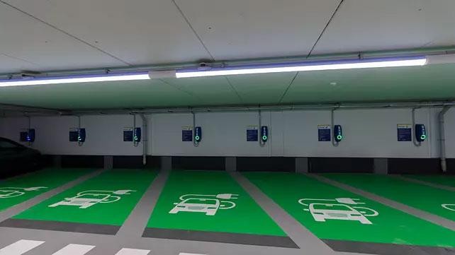 Nhiều nhà đầu tư vẫn còn tranh cãi về chất lượng của các trạm sạc