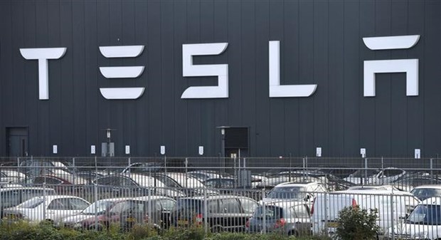 Hãng xe Tesla cho ra mắt trung tâm sản xuất xe điện đầu tiên ở Đức