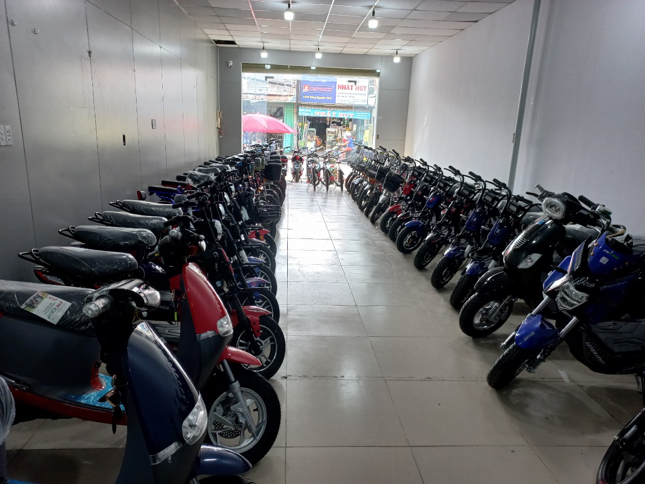 Các sản phẩm xe điện của TGXCĐ luôn được khách hàng yêu mến và tin dùng Các sản phẩm xe điện của TGXCĐ luôn được khách hàng yêu mến và tin dùng