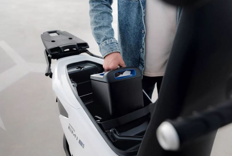Phạm vi của xe quá hạn hẹp và chỉ dừng ở mức 50km