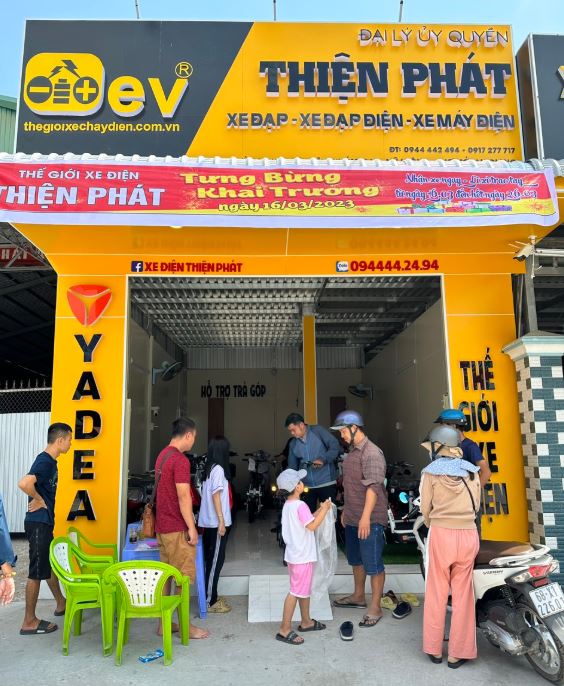 Đại lý đã có chương trình khuyến mãi "Nhận xe ngay - Lì xì trao tay" từ ngày 16-03 đến hết ngày 26-03 nhân ngày khai trương