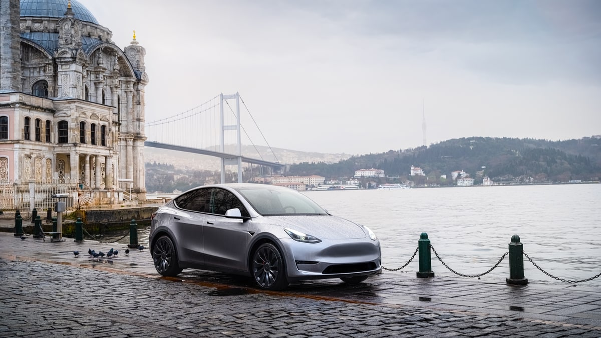 Mẫu xe điện Tesla Model Y đã giữ vị trí thứ 8 trong bảng xếp hạng