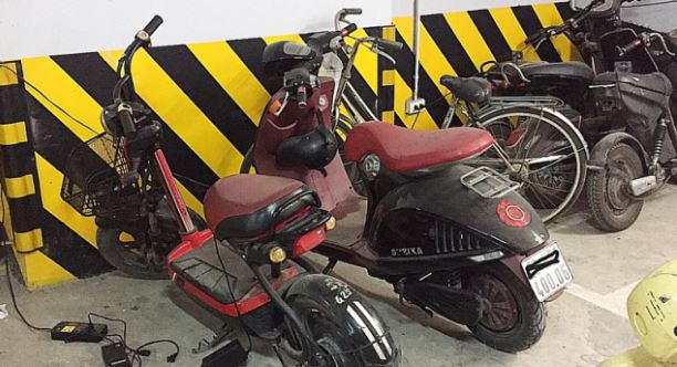 Hướng dẫn cách sạc xe đúng cách
