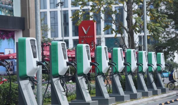 Xây trạm sạc xe điện ở Việt Nam gặp rất nhiều khó khăn