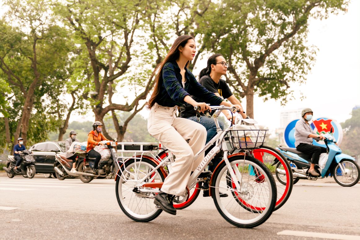 Phanh, lốp và hệ thống an toàn