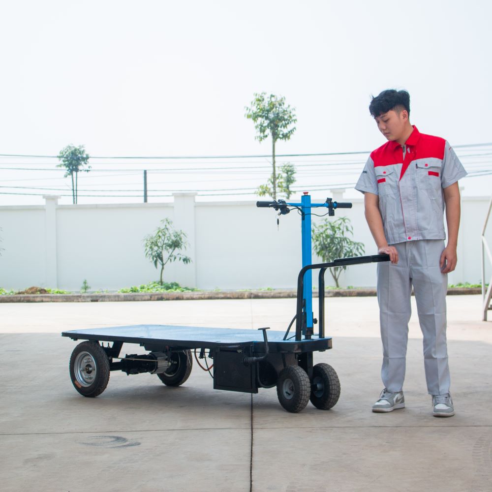 So sánh giá và chi phí vận hành: So sánh giá và chi phí vận hành: