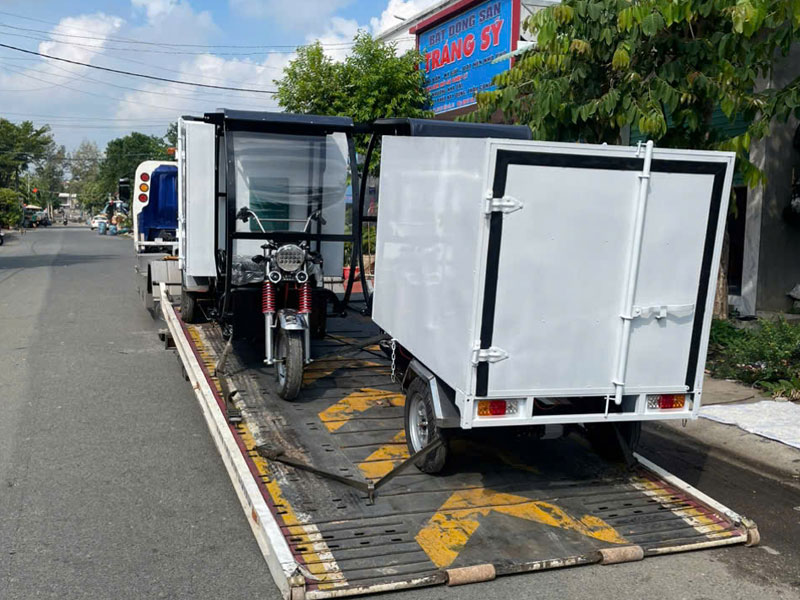 Đèn chiếu sáng và tín hiệu