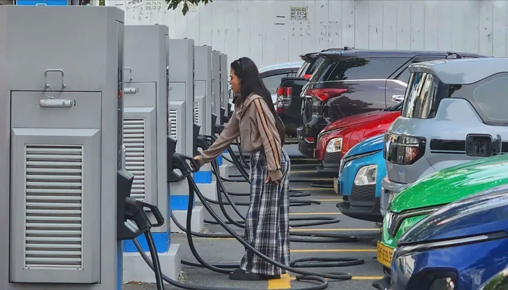 Kinh doanh trạm sạc xe điện nên lựa chọn mô hình kinh doanh nào?