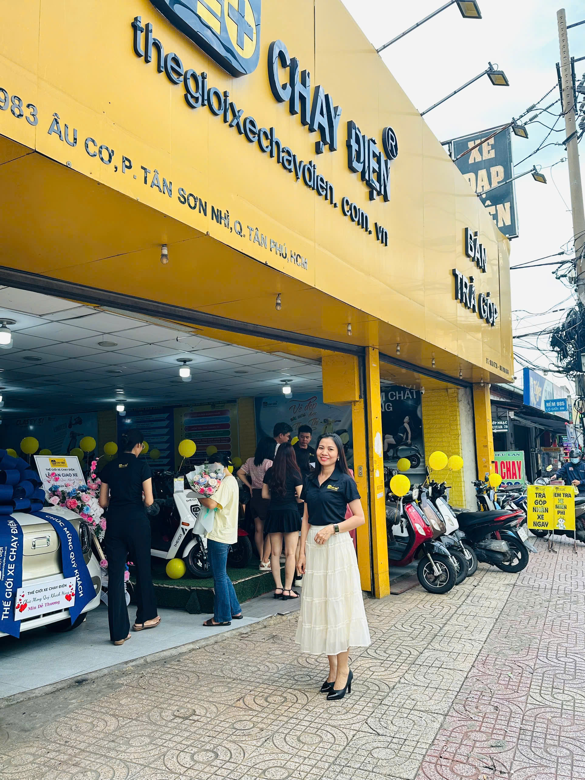 TGXCĐ giao xe Bestune Xiaoma cho khách mang đến trải nghiệm lái thử sôi nổi