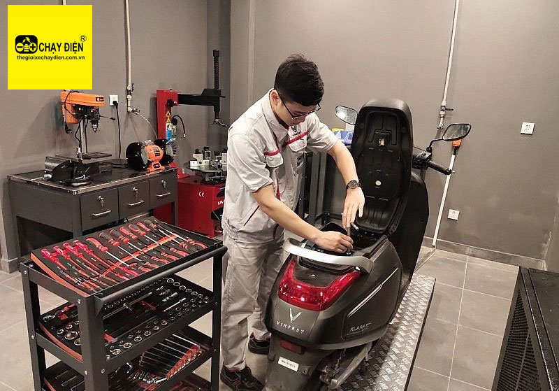 Các yếu tố ảnh hưởng đến chi phí và thời gian học