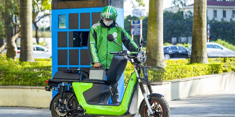 Những kinh nghiệm mà người muốn kinh doanh tủ đổi pin xe máy điện không thể bỏ qua