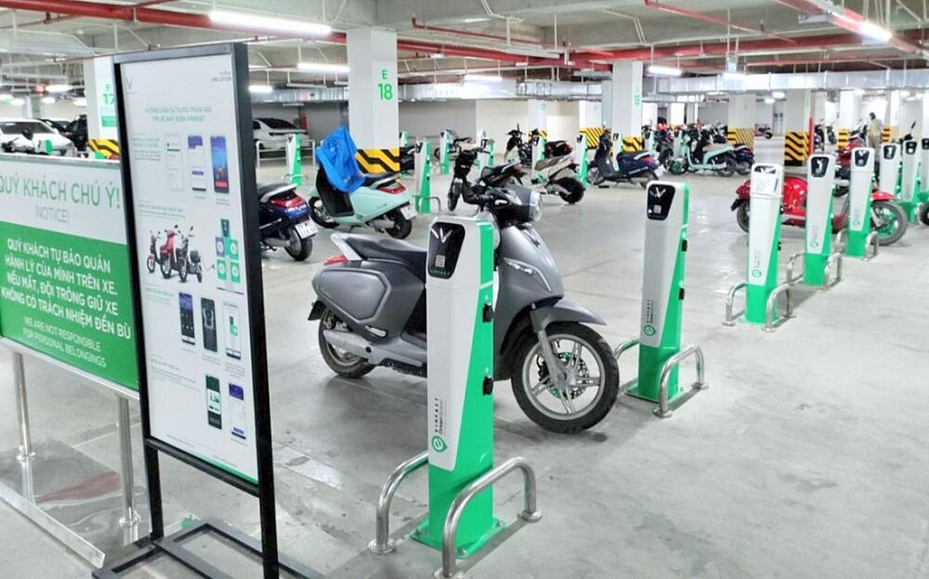 Đầu tư kinh doanh trạm sạc xe máy điện hết bao nhiêu tiền?
