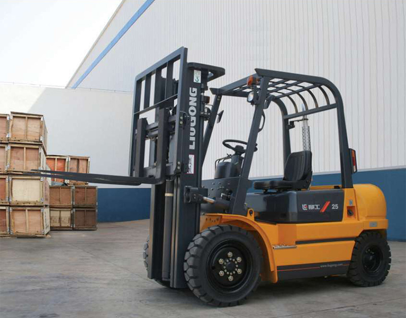 Xe nâng điện Bình Dương giá rẻ Xe nâng điện Bình Dương với giá cả phải chăng