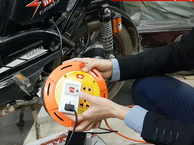 Ổ điện hẹn giờ xe điện - Tránh phồng ắc quy đảm bảo Ổ điện hẹn giờ xe điện - Tránh phồng ắc quy