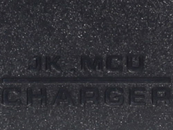 Logo Sạc xe đạp điện Ngọc Hà N3 được khắc nổi phía trên hộp sạc