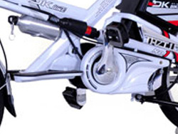 bàn đạp Xe đạp điện DKBike 18V giúp người sử dụng có thể vận hành xe bằng hai chế độ
