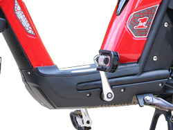 Để chân và bàn đạp Xe đạp điện Dkbike Samurai