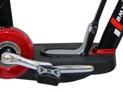 Để chân Xe đạp điện Bmx Gold 18 inch với khoảng cách phù hợp