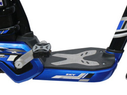 Để chân Xe đạp điện Bmx Sky 18 inch có khoảng cách phù hợp