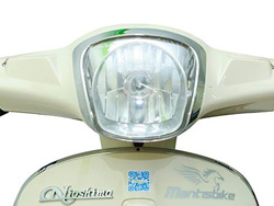 Đèn pha Xe máy điện Vespa Nioshima Plus với khản năng chiếu sáng tuyệt vời