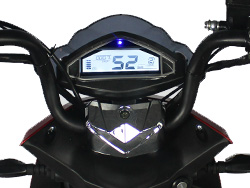 Mặt đồng hồ Xe máy điện Detech Espero V5 với thiết kế thông minh