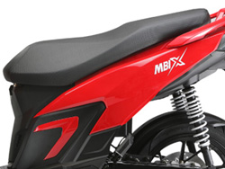 Yên Xe máy điện Dkbike MBI X với thiết kế nguyên khối